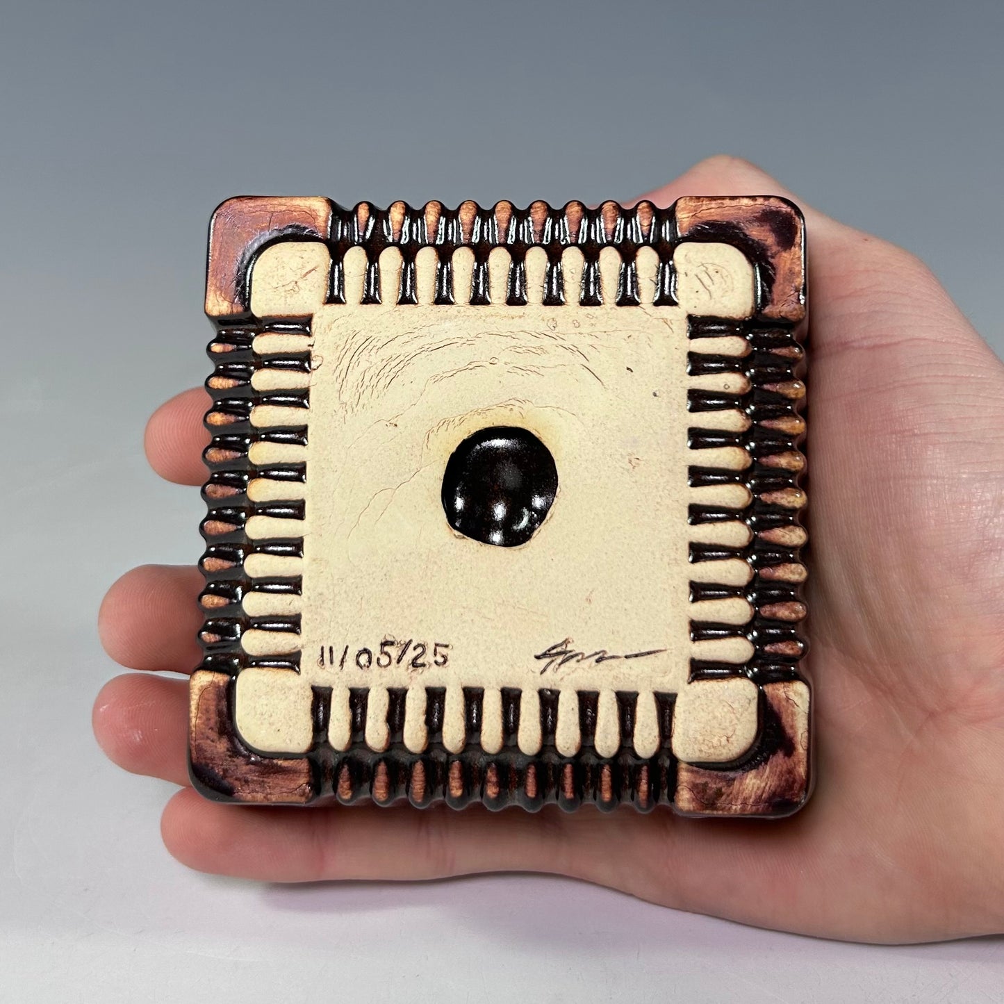 BLACK RUST SCHMUTZ-TRAY