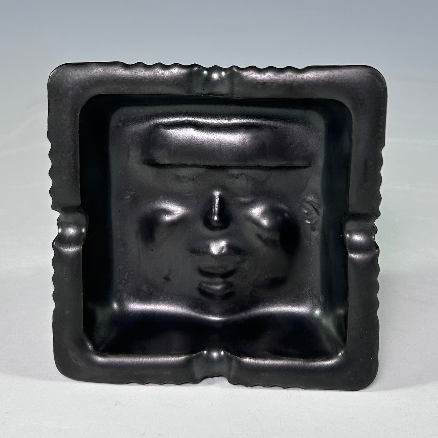 PHAT BLACK SCHMUTZ-TRAY