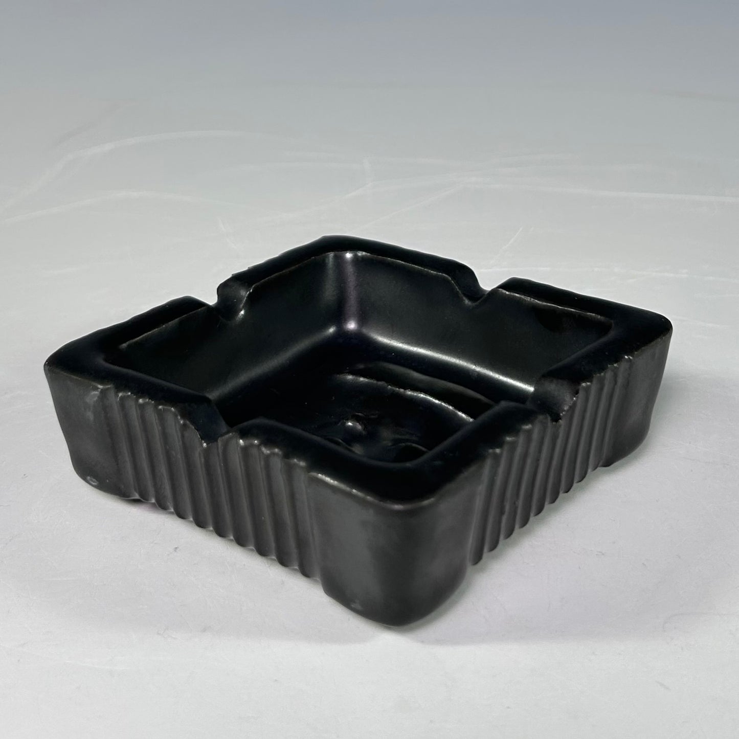 PHAT BLACK SCHMUTZ-TRAY