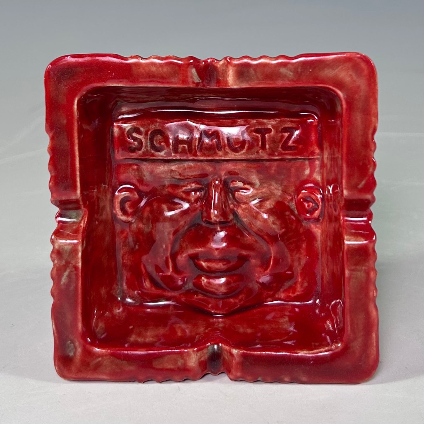 RED SCHMUTZ-TRAY