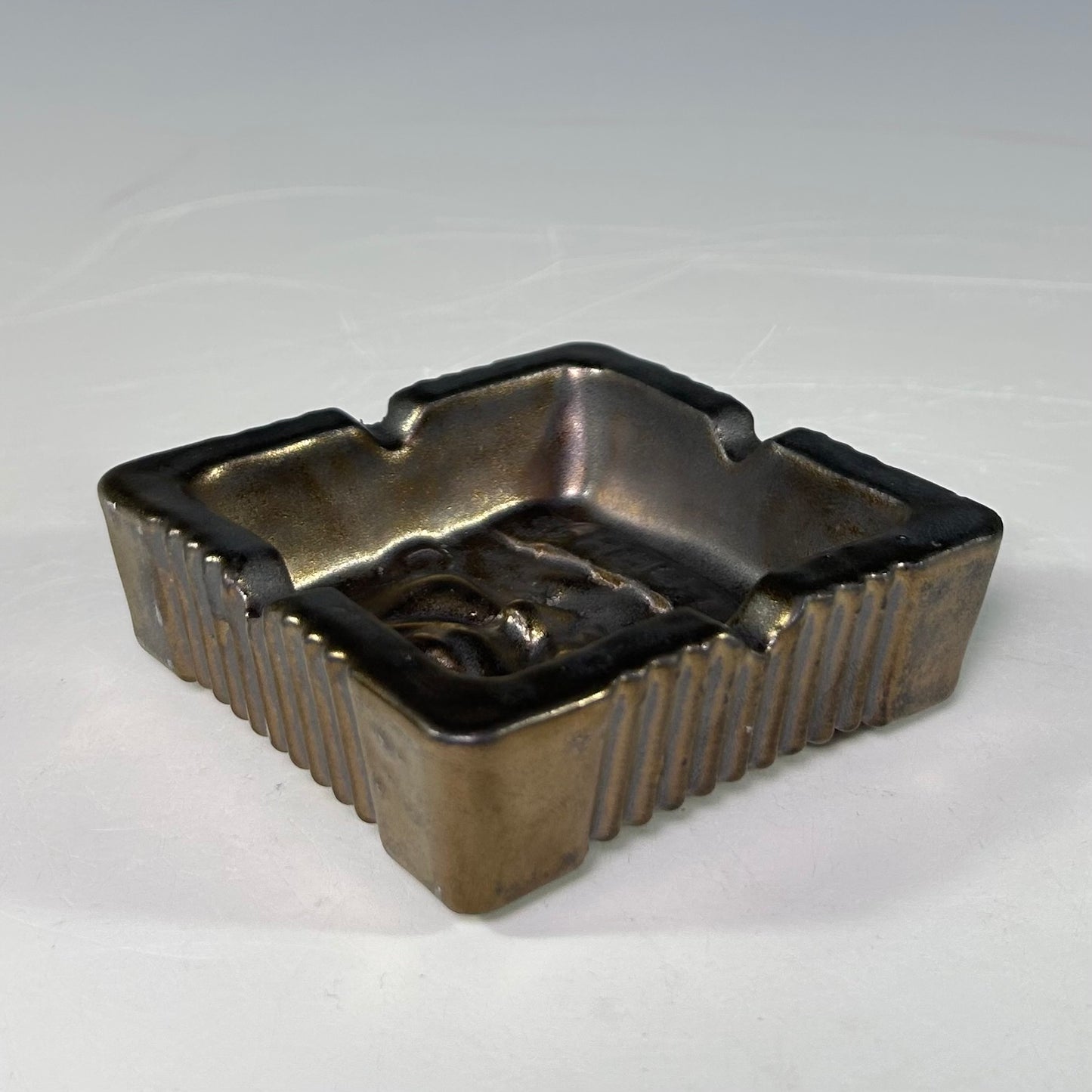 BRONZE SCHMUTZ-TRAY