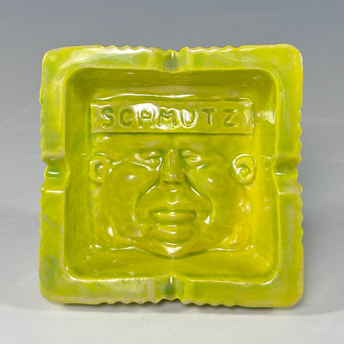 TENNIS BALL GREEN SCHMUTZ-TRAY