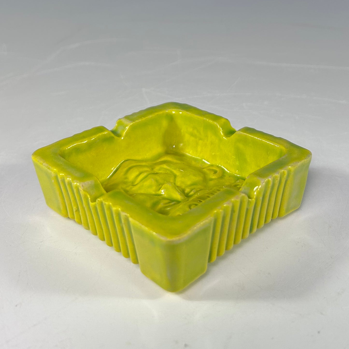 TENNIS BALL GREEN SCHMUTZ-TRAY